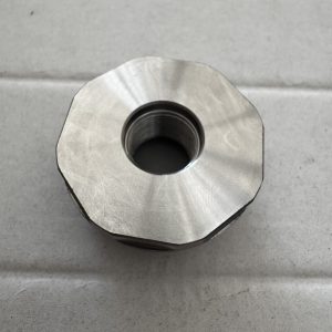 Adapter HUB 1.375×24 – 1/2×28 (Direct Thread)